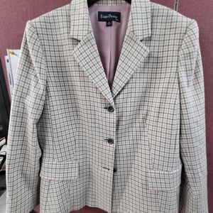 Lady's suit jacket